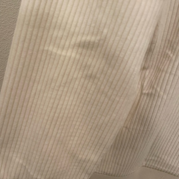 NWT Mens Royalty By Maluma Ivory Sweatshirt Size Small​​​​​ - Picture 5 of 7